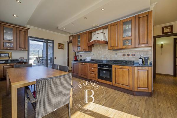Saint-Genis-Pouilly, Appartement 2 Chambres -  178 m² à vendre