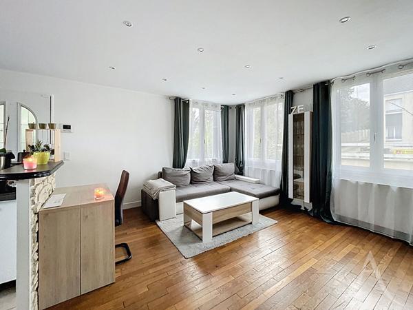 Maison 4 piéces - 2 chambres - sous-sol total - jardin - BONNIERES SUR SEINE - centre ville