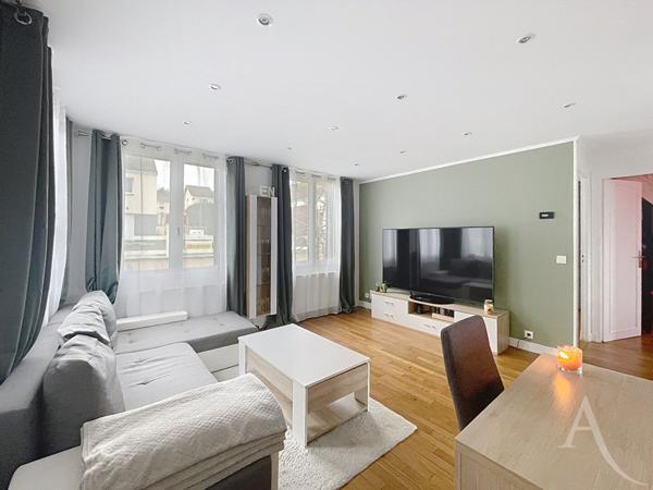 Maison 4 piéces - 2 chambres - sous-sol total - jardin - BONNIERES SUR SEINE - centre ville