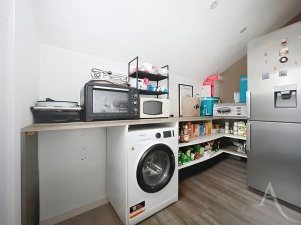 Maison 4 piéces - 2 chambres - sous-sol total - jardin - BONNIERES SUR SEINE - centre ville