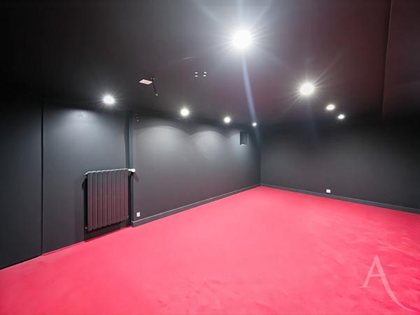 Maison 4 piéces - 2 chambres - sous-sol total - jardin - BONNIERES SUR SEINE - centre ville