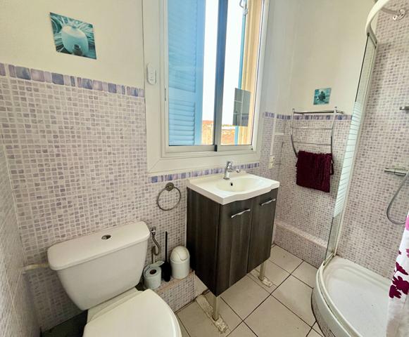 A saisir rapidement : idéal investisseur : studio 21 m hyper centre