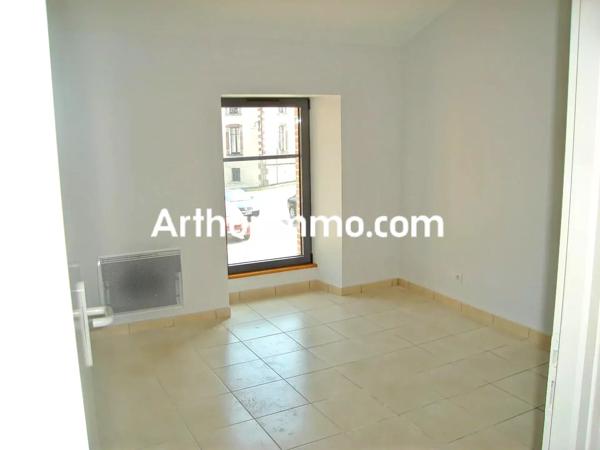 Vente Maison 4 pièces 109 m2 à Montournais