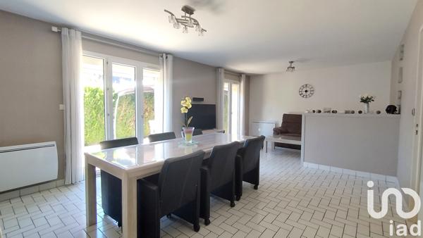House for sale 4 rooms 96 m² Le Petit-Quevilly