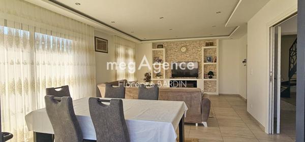 Maison à Cholet, 49300 - 6 pièces 141m²