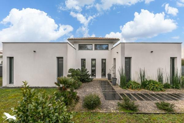 Maison à vendre 797 104 € Andernos-les-Bains 5 p 148 m² DPE A