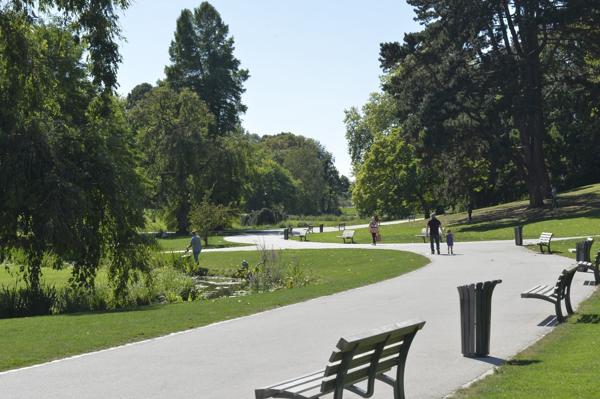 À vendre - Maison mitoyenne 1 côté, 6 pièces située à Croix (59170)