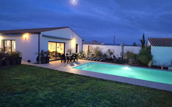 Maison à vendre    10 pièces •  Aigrefeuille-d'Aunis