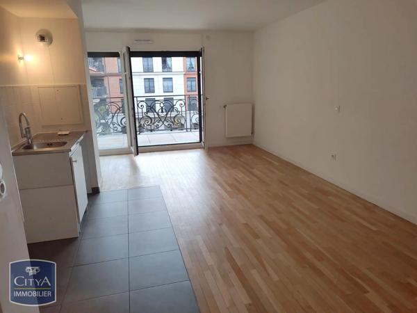 Appartement à louer 3 pièces 65.4m² Puteaux (92800)