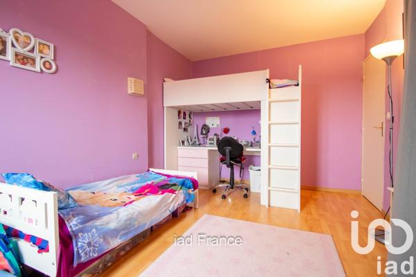 Appartement 3 pièces de 70 m² à Villiers-le-Bel (95400)