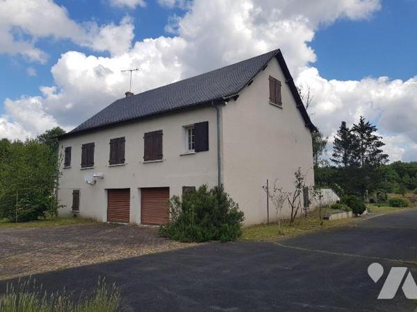 A vendre - A MENNETOU SUR CHER - Cette maison d'habitation sur sous-sol d'une surface habitable...