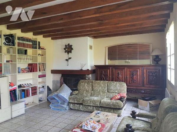 A vendre - A MENNETOU SUR CHER - Cette maison d'habitation sur sous-sol d'une surface habitable...