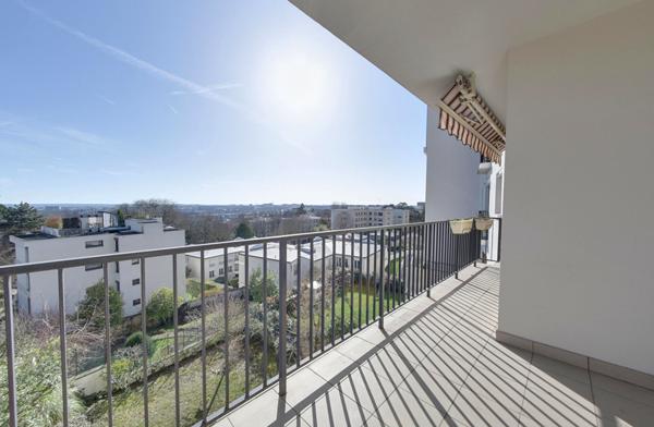 Appartement Nogent Sur Marne 4 pièce(s) 100.07 m2