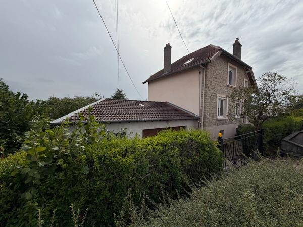 CHANTEHEUX BELLE MAISON INDEPENDANTE.