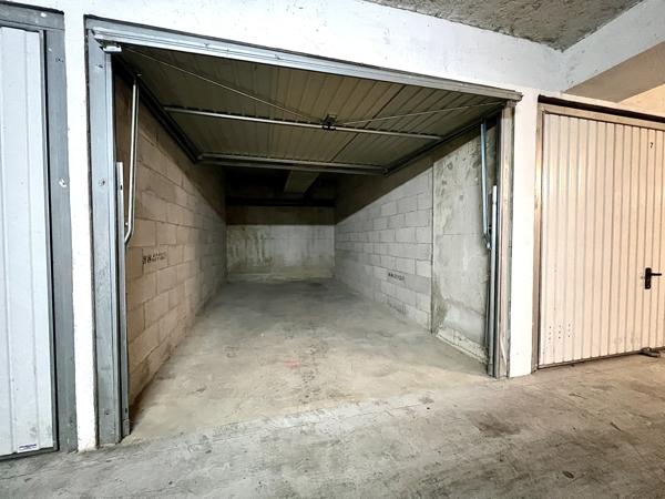 Chateau gombert (13013) 13013 MARSEILLE / Château Gombert - Appartement 2 pièces avec garage