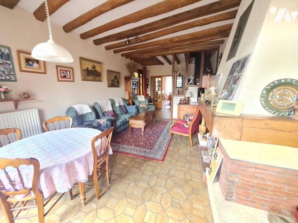 MAISON DE VILLE - A VENDRE - MONTOIRE / LOIR (41800) 