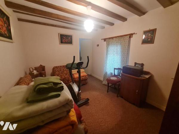 MAISON DE VILLE - A VENDRE - MONTOIRE / LOIR (41800) 