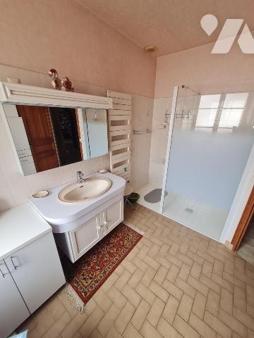 MAISON DE VILLE - A VENDRE - MONTOIRE / LOIR (41800) 