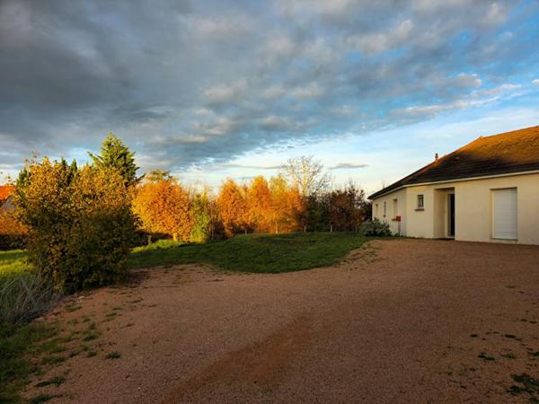 Vente Cusset  belle maison de plain pied  7 pièces avec grand jardin