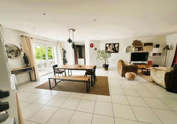 Vente Cusset  belle maison de plain pied  7 pièces avec grand jardin