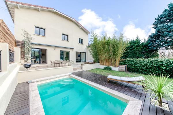 Caluire - Boutary: Une maison familiale de 205m2, 5 chambres, terrasse, jardin, piscine.