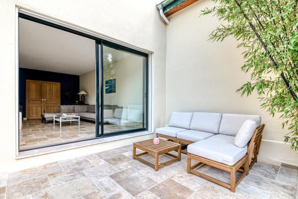 Caluire - Boutary: Une maison familiale de 205m2, 5 chambres, terrasse, jardin, piscine.
