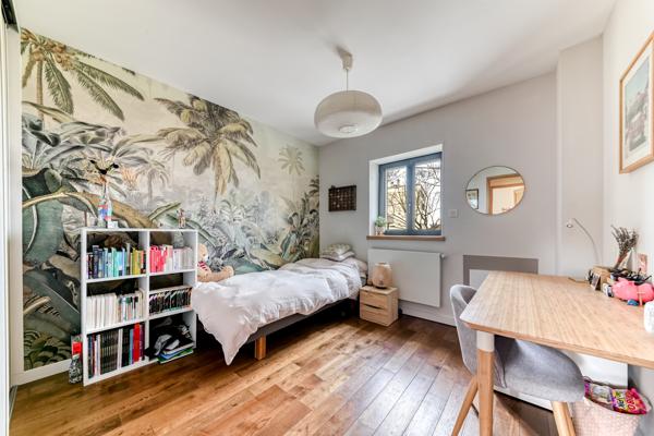 Caluire - Boutary: Une maison familiale de 205m2, 5 chambres, terrasse, jardin, piscine.