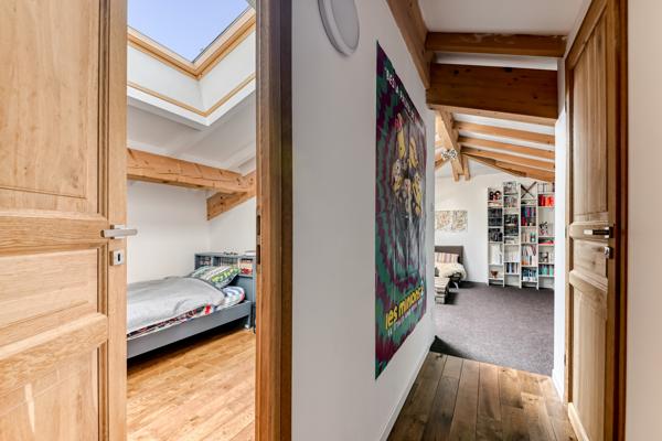 Caluire - Boutary: Une maison familiale de 205m2, 5 chambres, terrasse, jardin, piscine.