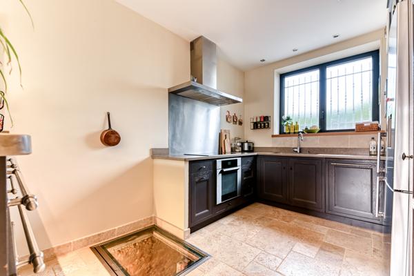 Caluire - Boutary: Une maison familiale de 205m2, 5 chambres, terrasse, jardin, piscine.