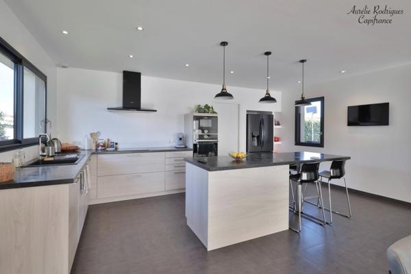 Maison à vendre 6 pièces ()