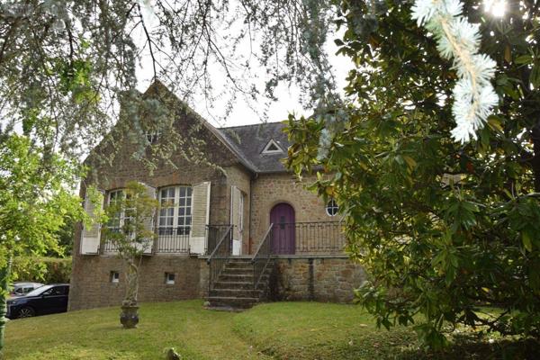 Propriete à vendre à Moulay en Mayenne (53100), ref : 53075/FC21