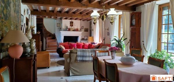 Demeure de caractère, toutes commodités à pied