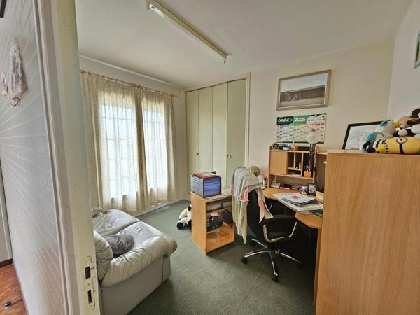 Maison à Montreuil-Bellay, 49260 - 8 pièces 180m²