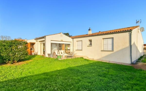 Maison à vendre    4 pièces •  Sainte-Soulle