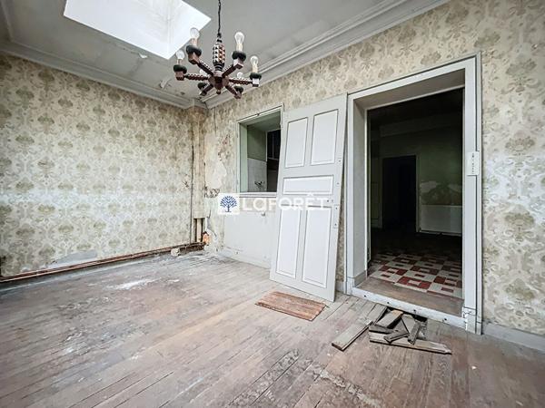 Achat maison Chaudes-Aigues - 7 pièce(s) - 107 m² - 33 500 €