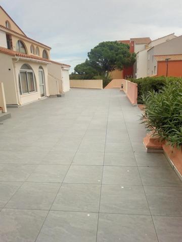 APPARTEMENT DE 55m2 AVEC PARKING PRIVE