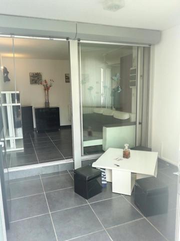 APPARTEMENT DE 55m2 AVEC PARKING PRIVE