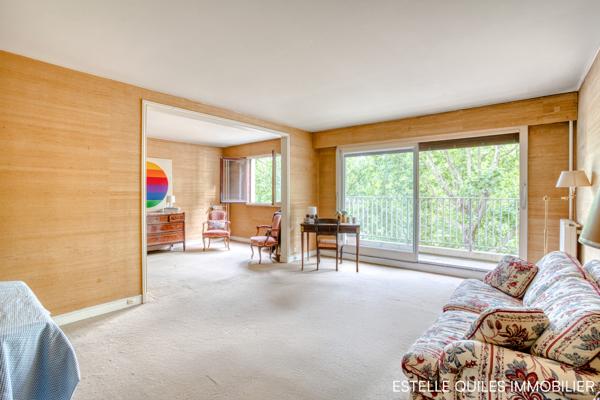 Versailles (78000) VERSAILLES MONTREUIL. Appartement 121m2 avec balcon, parkings et cave.