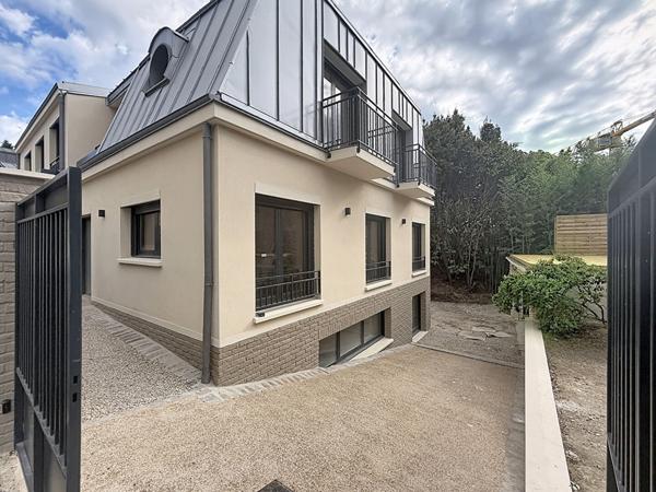 Maison Suresnes Val d'Or