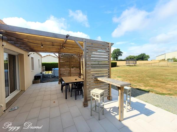 Maison à vendre 5 pièces MONCOUTANT (79) - Maison plain-pied 100 m2 habitables + Pièce attenante de 29 m2