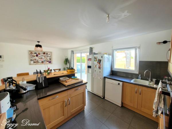 Maison à vendre 5 pièces MONCOUTANT (79) - Maison plain-pied 100 m2 habitables + Pièce attenante de 29 m2