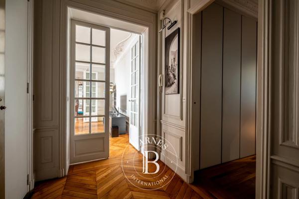 Paris 17ème, Appartement 3 Chambres -  156 m² à vendre