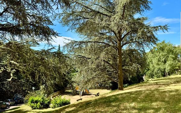 Appartement à vendre    5 pièces • 112 m2 Caluire-et-Cuire