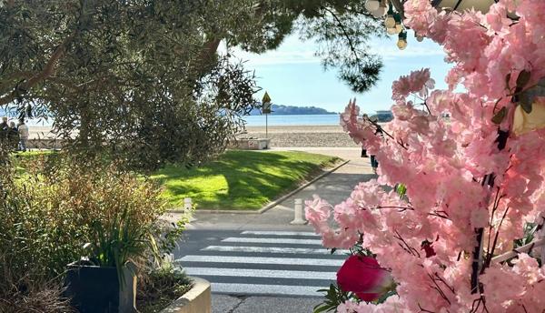 APPARTEMENT T3 RÉNOVER  200 M DE LA PLAGE