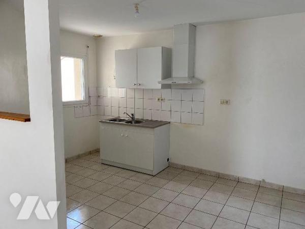 LES HERBIERS - Secteur du Petit-Bourg, quartier de la Roche Themer, profitez d'un plain-pied fo...