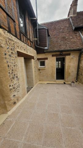 Maison de ville de 90 m2 avec 3 chambres entièrement rénovée