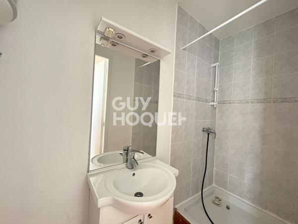 A LOUER- APPARTEMENT 2 PIECES