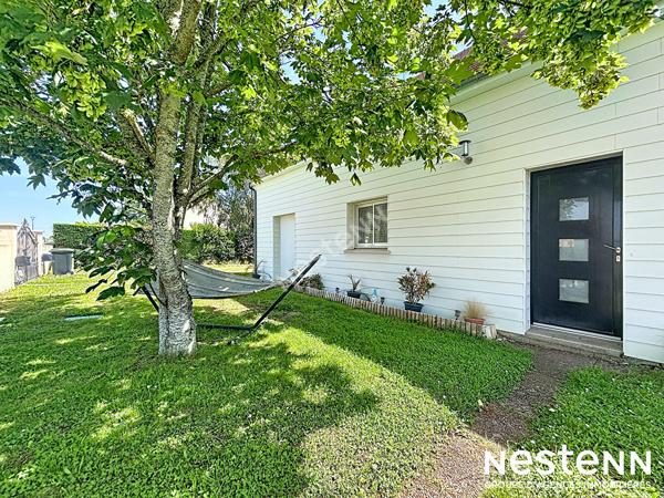 MAISON - T8 - TERRASSE/JARDIN - STATIONNEMENT
