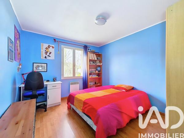 Maison à vendre 6 pièces 129 m² Villeneuve-la-Guyard