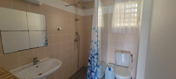 Les Abymes (97139) Beau Studio rénové